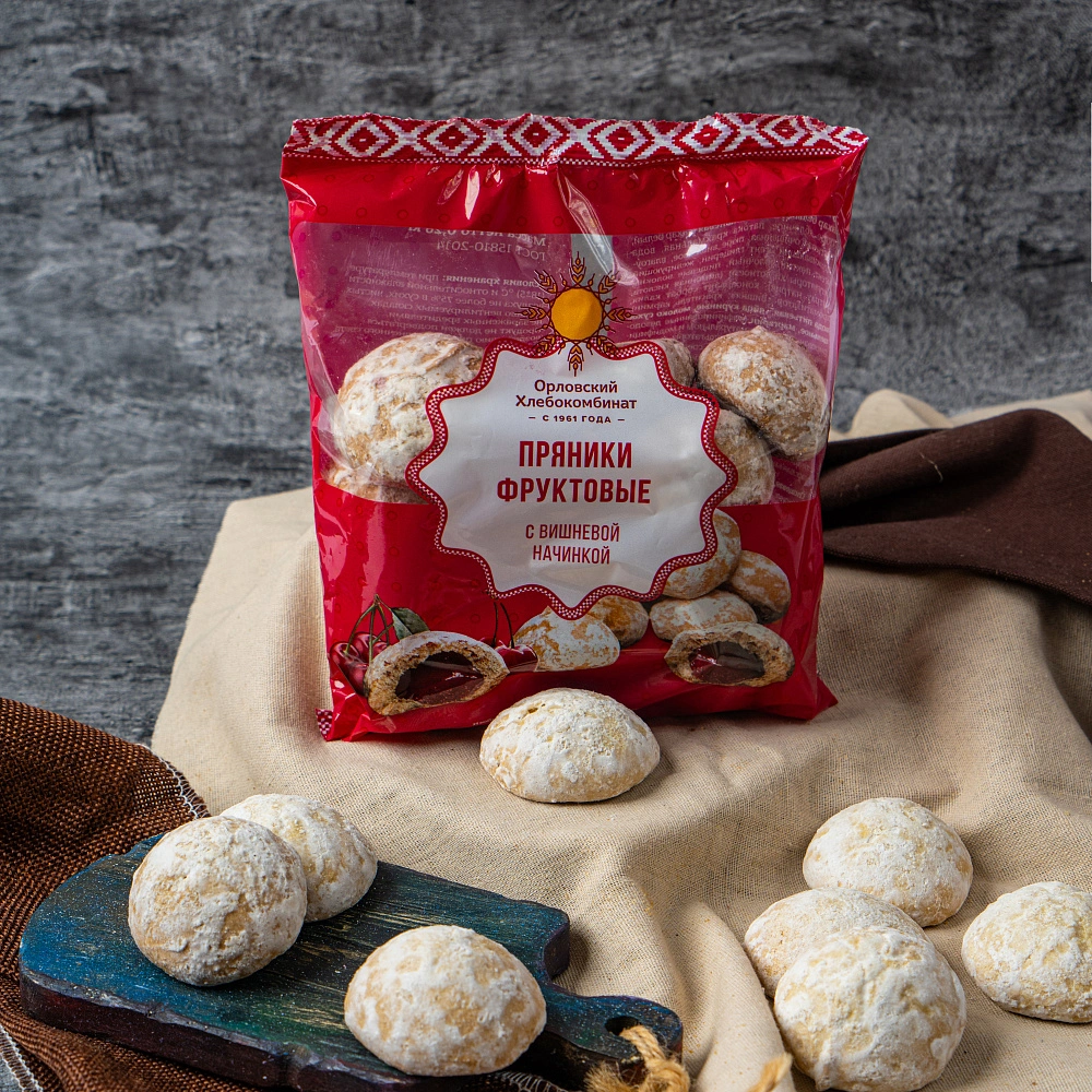 Пряники фруктовые с вишневой начинкой